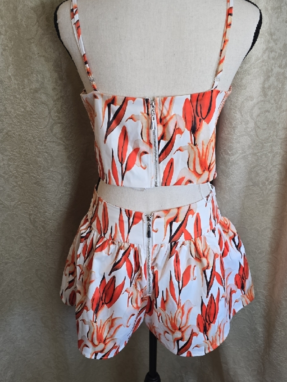 Fashion Nova Delilah Floral White and Orange Shorts Set - Picture 3 of 4